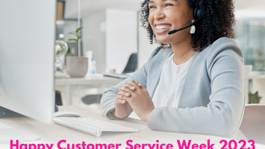 agent celebrating customer service week
